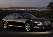 Lexus LS600h L